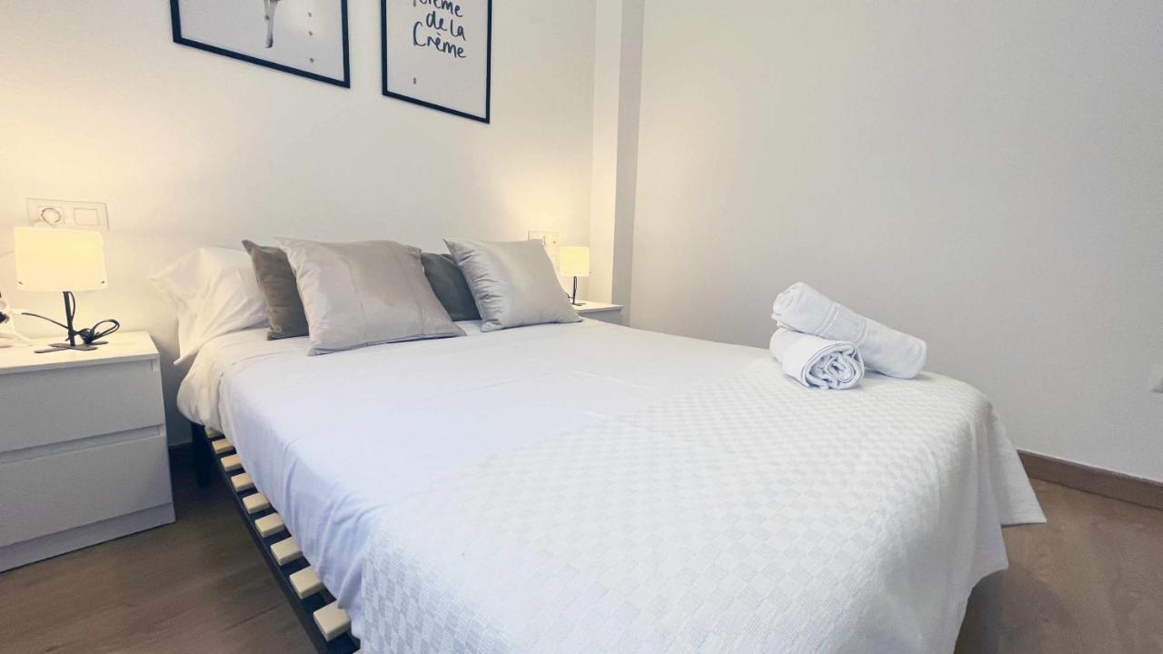 Апартаменти Maravilloso Apartamento Centro Малага Екстер'єр фото