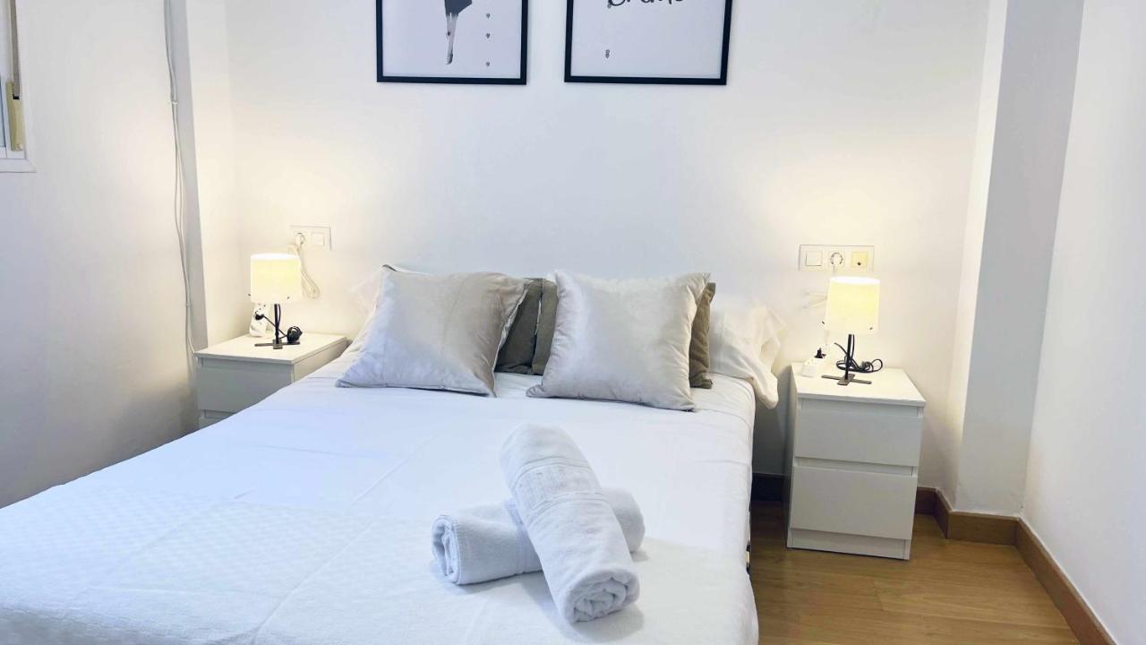 Апартаменти Maravilloso Apartamento Centro Малага Екстер'єр фото